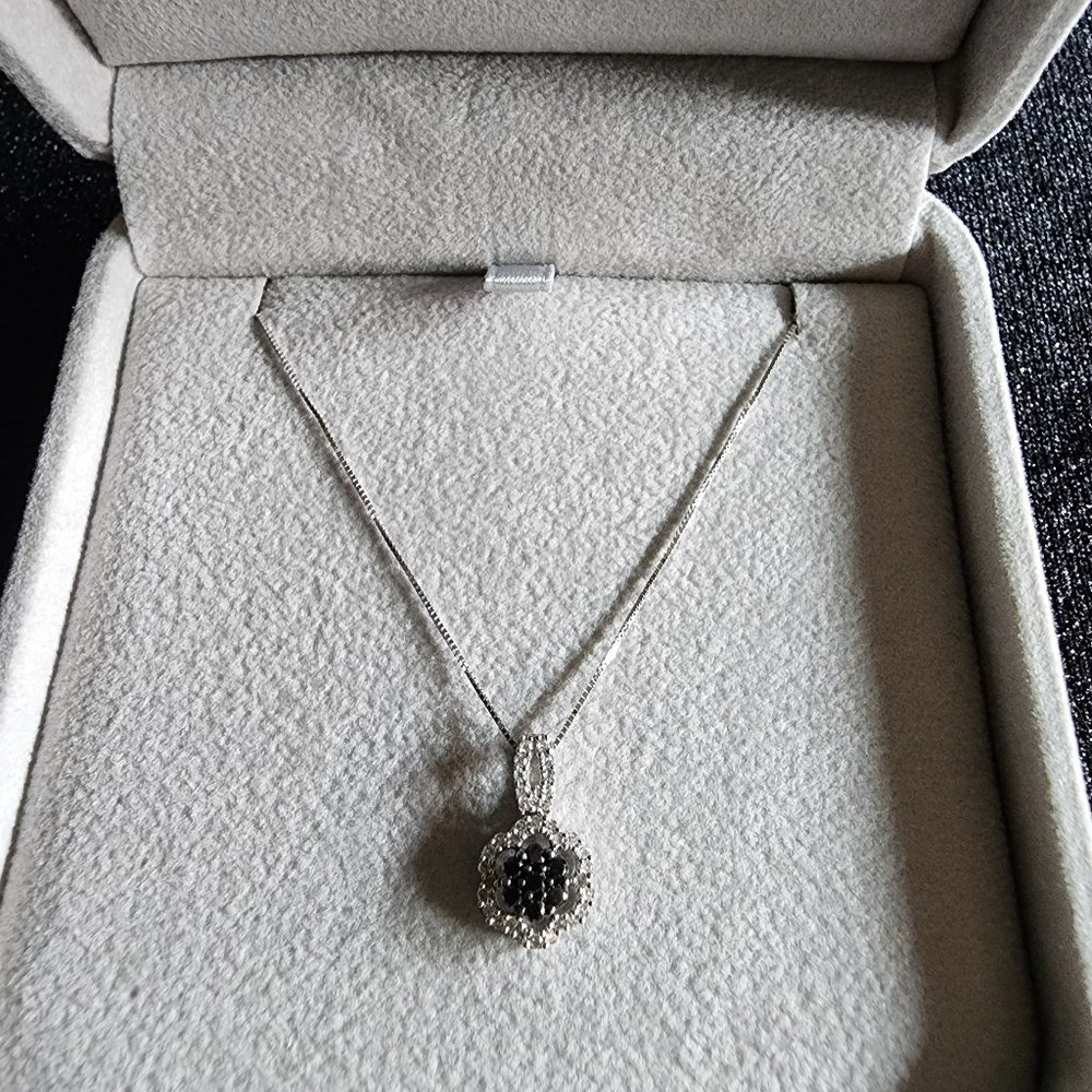 Genuine 14K White Gold Black And White Diamond Necklace (A50)
